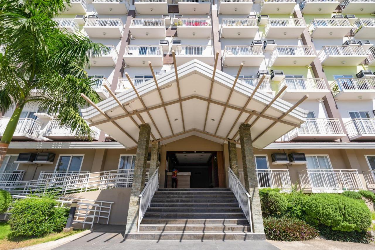 막탄 Amani 729, 3 Minutes To Airport,With Gym & Pool,100Mbps Wifi,Free Netflix 아파트 외부 사진