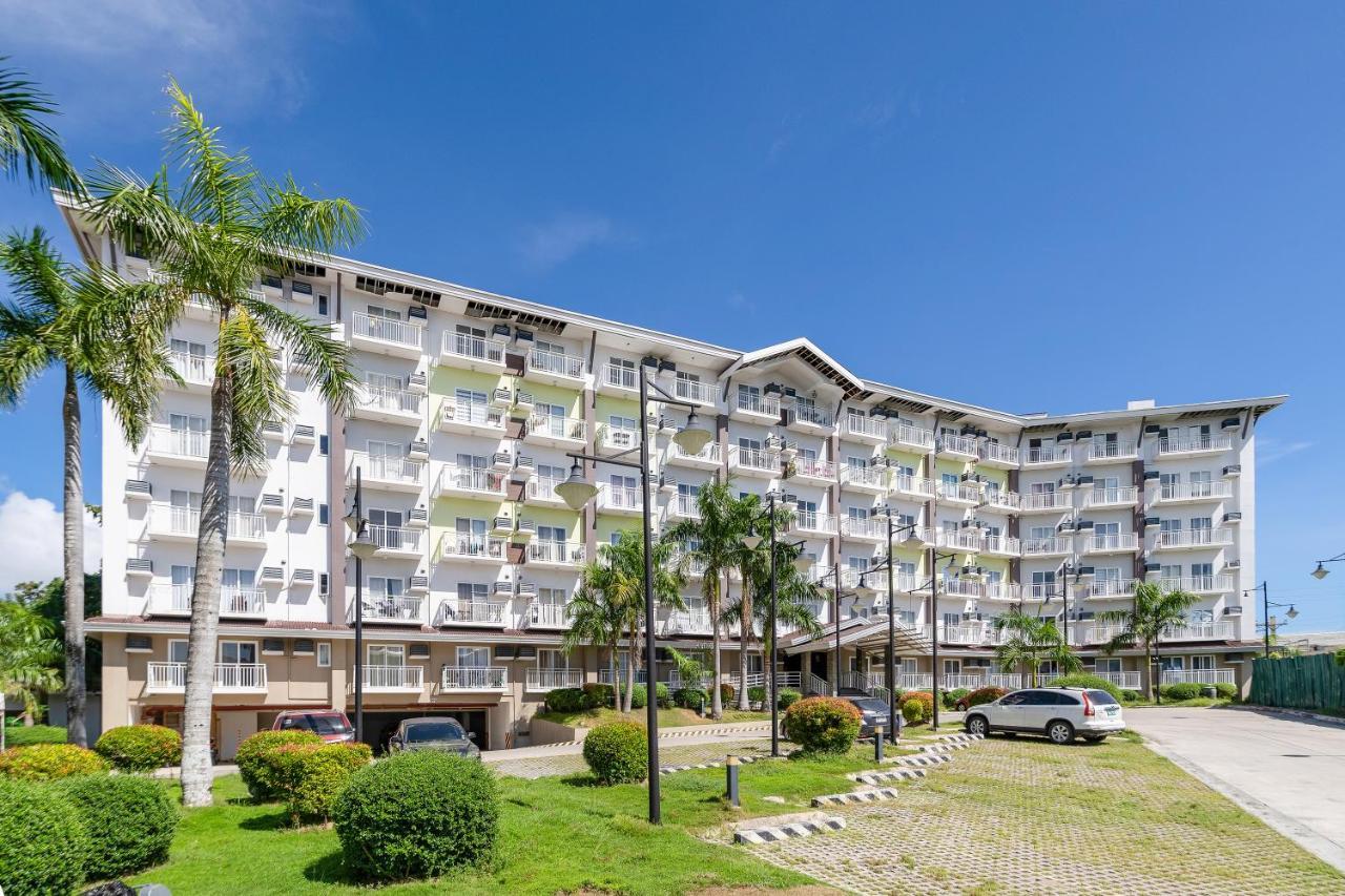 막탄 Amani 729, 3 Minutes To Airport,With Gym & Pool,100Mbps Wifi,Free Netflix 아파트 외부 사진